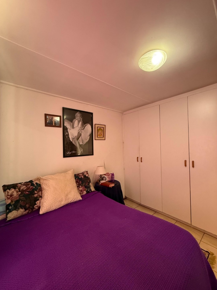 1 Bedroom Property for Sale in Wilgerpark Western Cape
